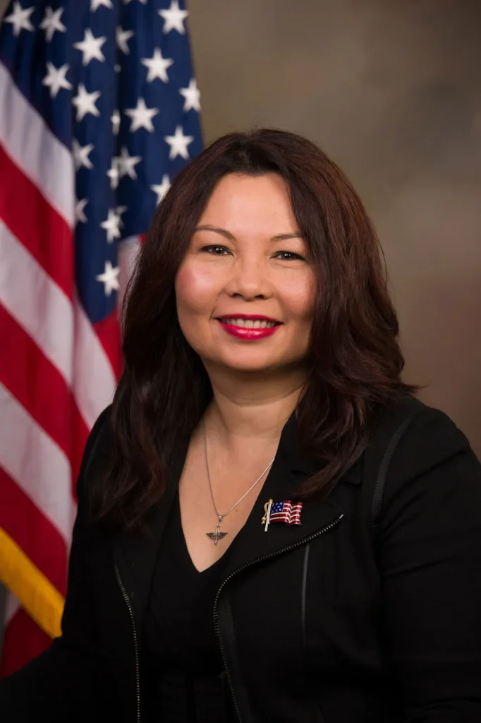 Senator Tammy Duckworth official photo.